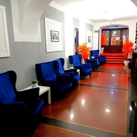 Great Polonia Swidnica City Center Extérieur photo